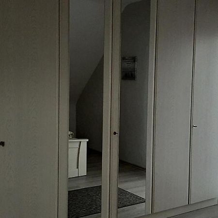 Ferienwohnung Gutowski Andernach Ngoại thất bức ảnh