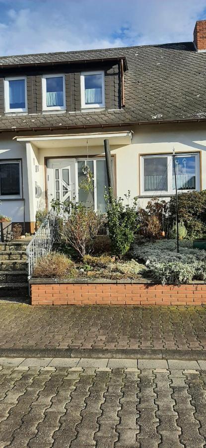 Ferienwohnung Gutowski Andernach Ngoại thất bức ảnh