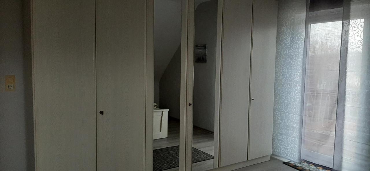 Ferienwohnung Gutowski Andernach Ngoại thất bức ảnh